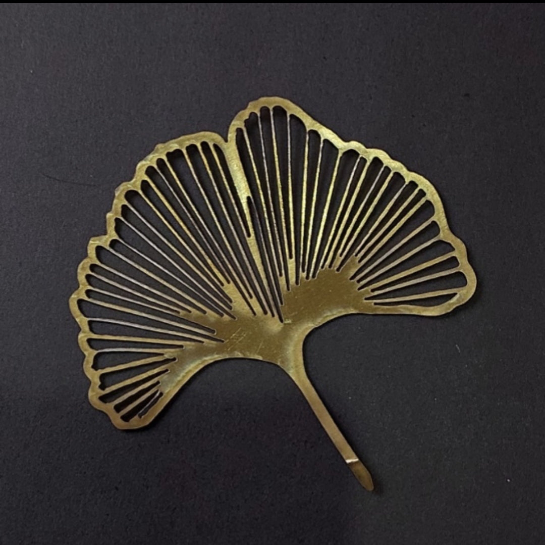 Leaf tag 12 piece pack golden paper sheet
