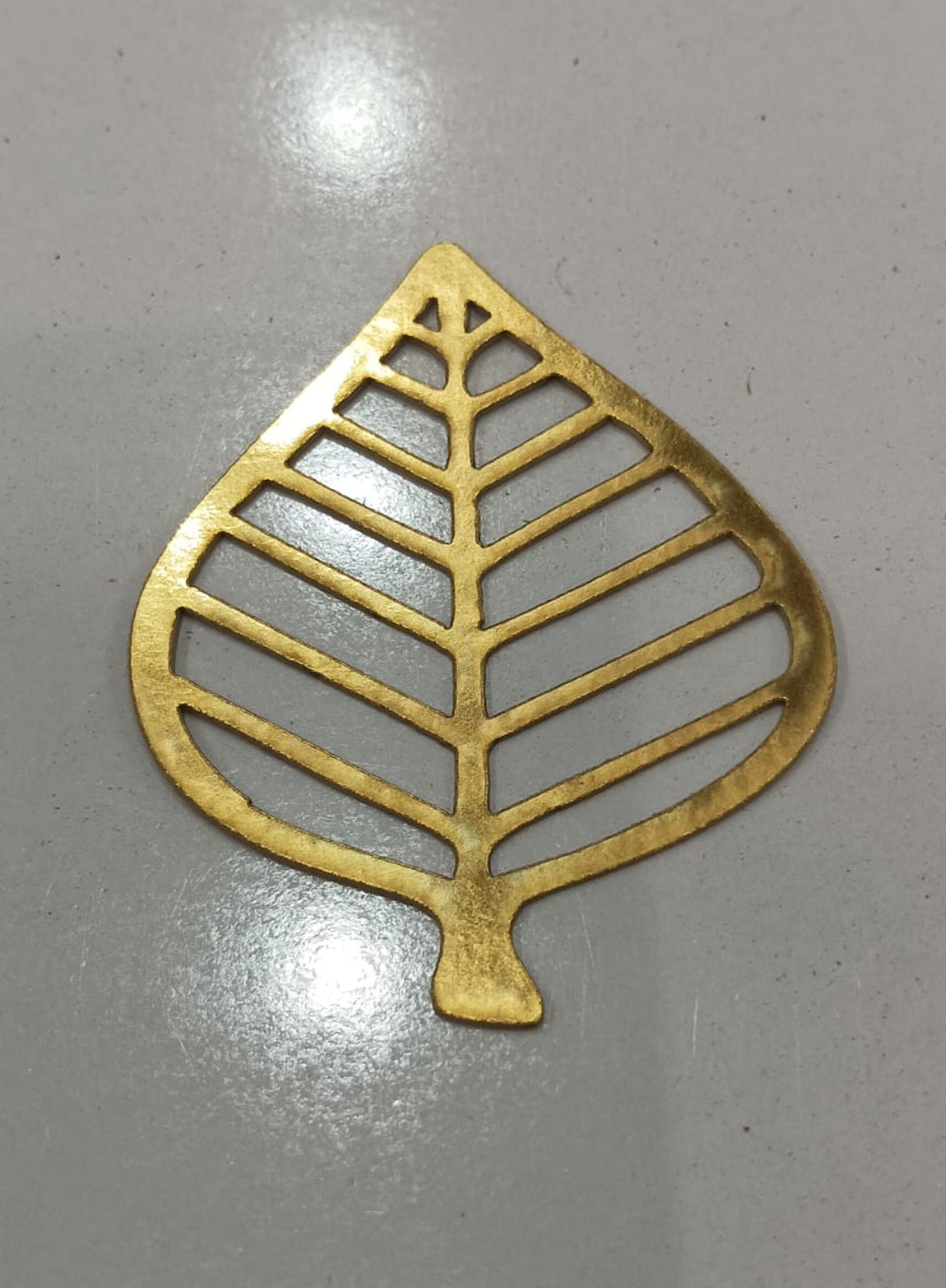 Leaf tag 12 piece pack golden paper sheet