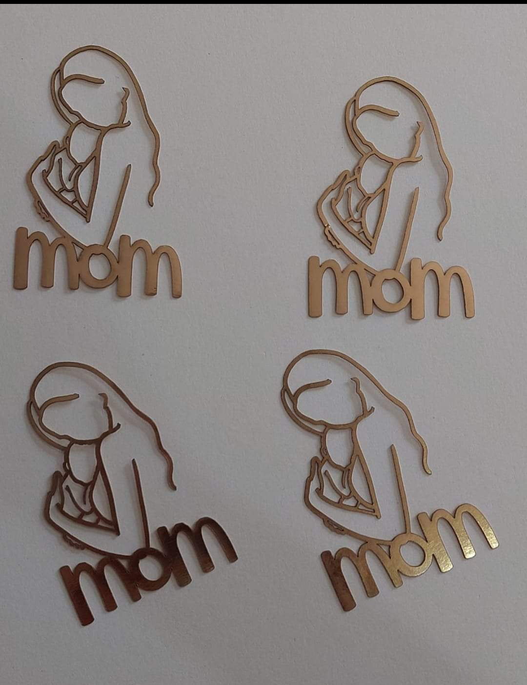 Mom 12 piece pack golden paper sheet